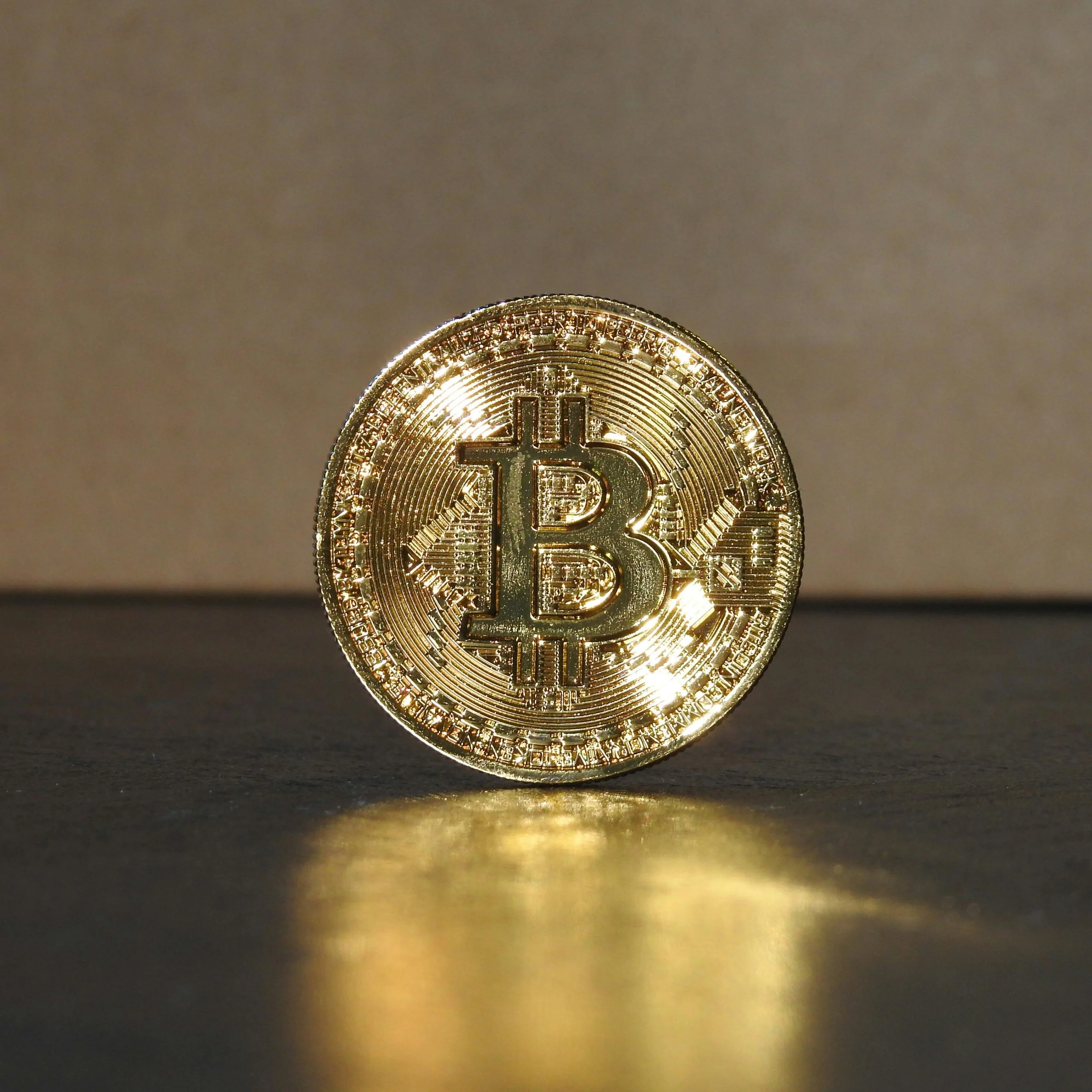 Wararka Maanta Suuqa Crypto: Ripple Rockets Oo Gashay 10-ka Shirkadood Ee Ugu Qiimaha Badan ($50B)